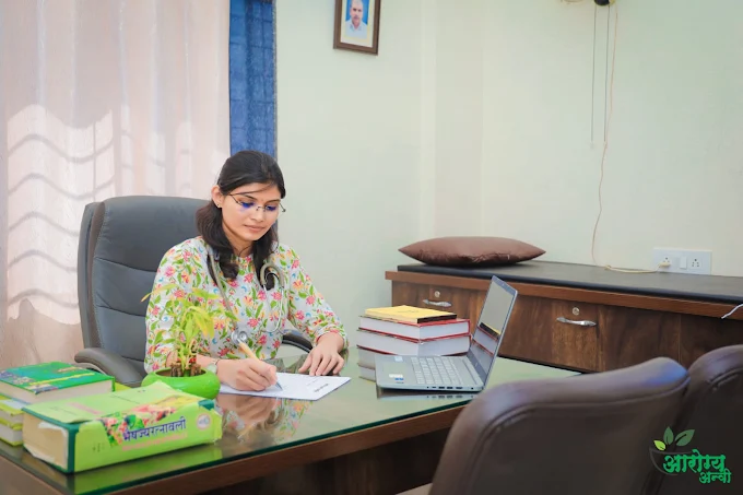 Dr. Shital Yadav working at her Ayurvedic women's wellness clinic in Hinjewadi
